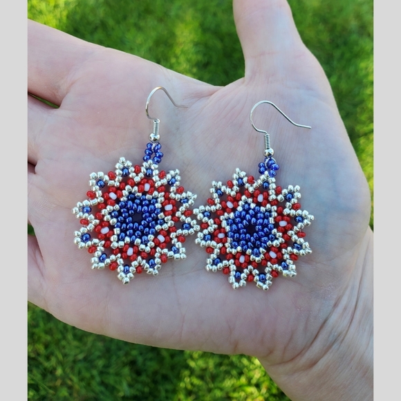LAST ONE🇺🇸✨ Red White and Blue Firework Earrings - Picture 2 of 2